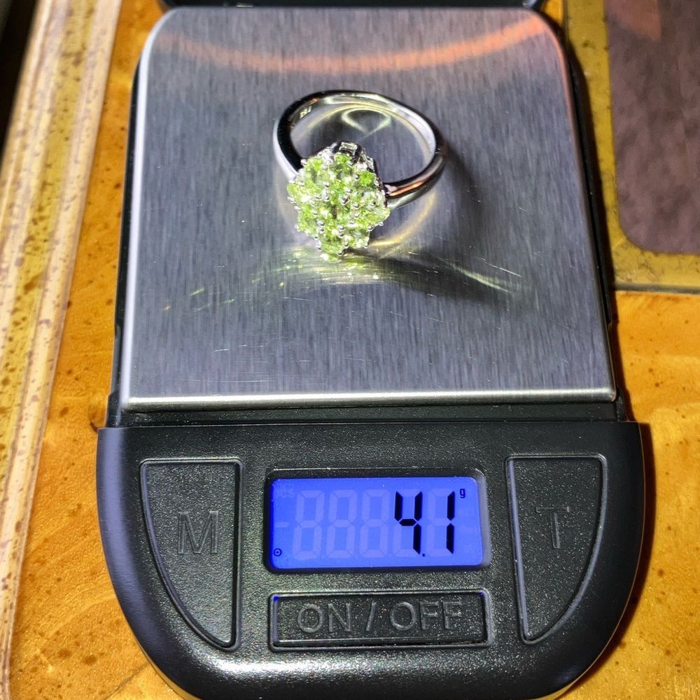 Natural Peridot Sterling Silver Ring Size 8.75 - Picture 10 of 10